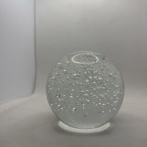 Vtg Clear Paperweight Art Glass Controlled Bubble Orb Sphere Crystal Ball 3.5”